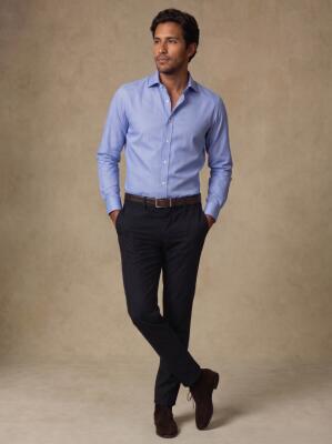 Chemise cintr&eacute;e non-iron en twill bleu