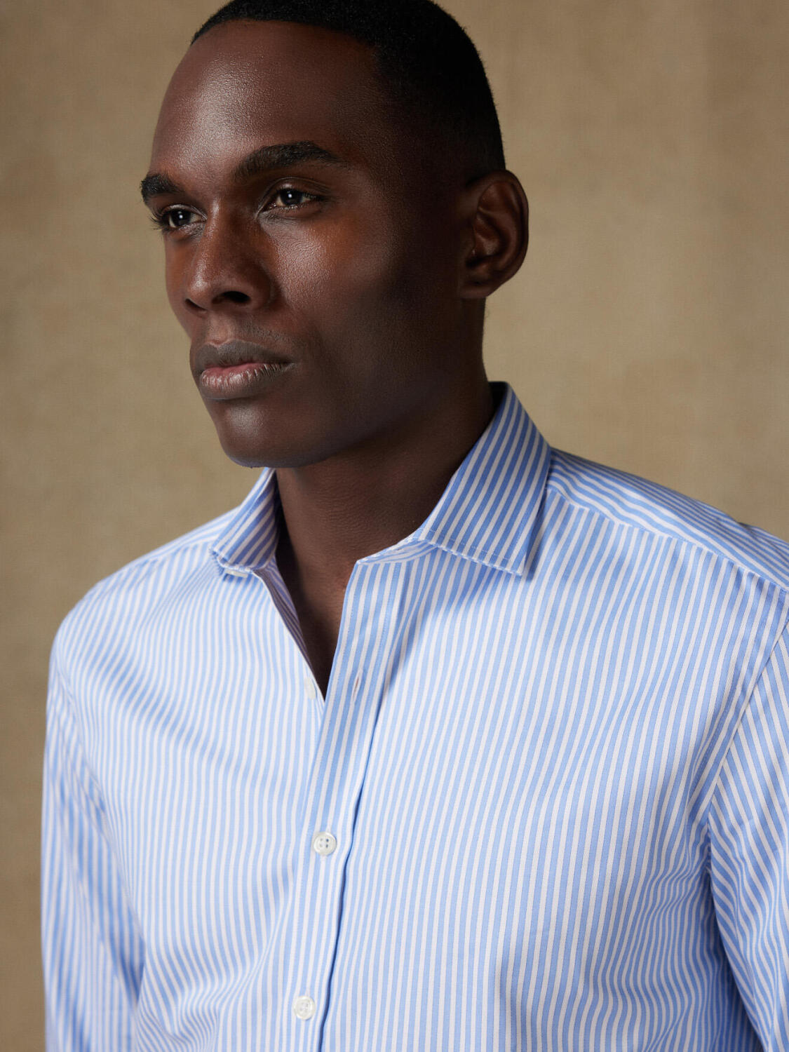 Chemise cintr&eacute;e Colin &agrave; rayures ciel  - Petit Col