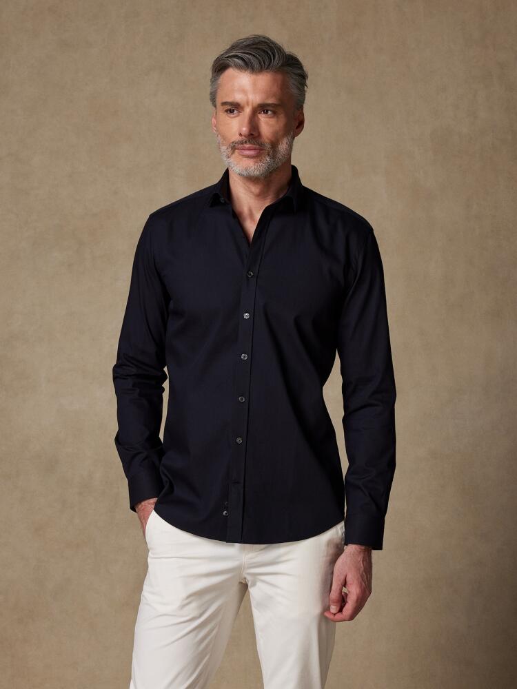 Chemise cintr&eacute;e Tea textur&eacute;e noire - Petit Col