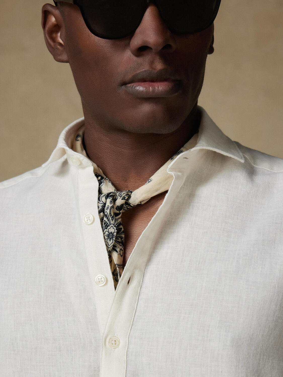 Moon Polohemd aus off-white Leinen