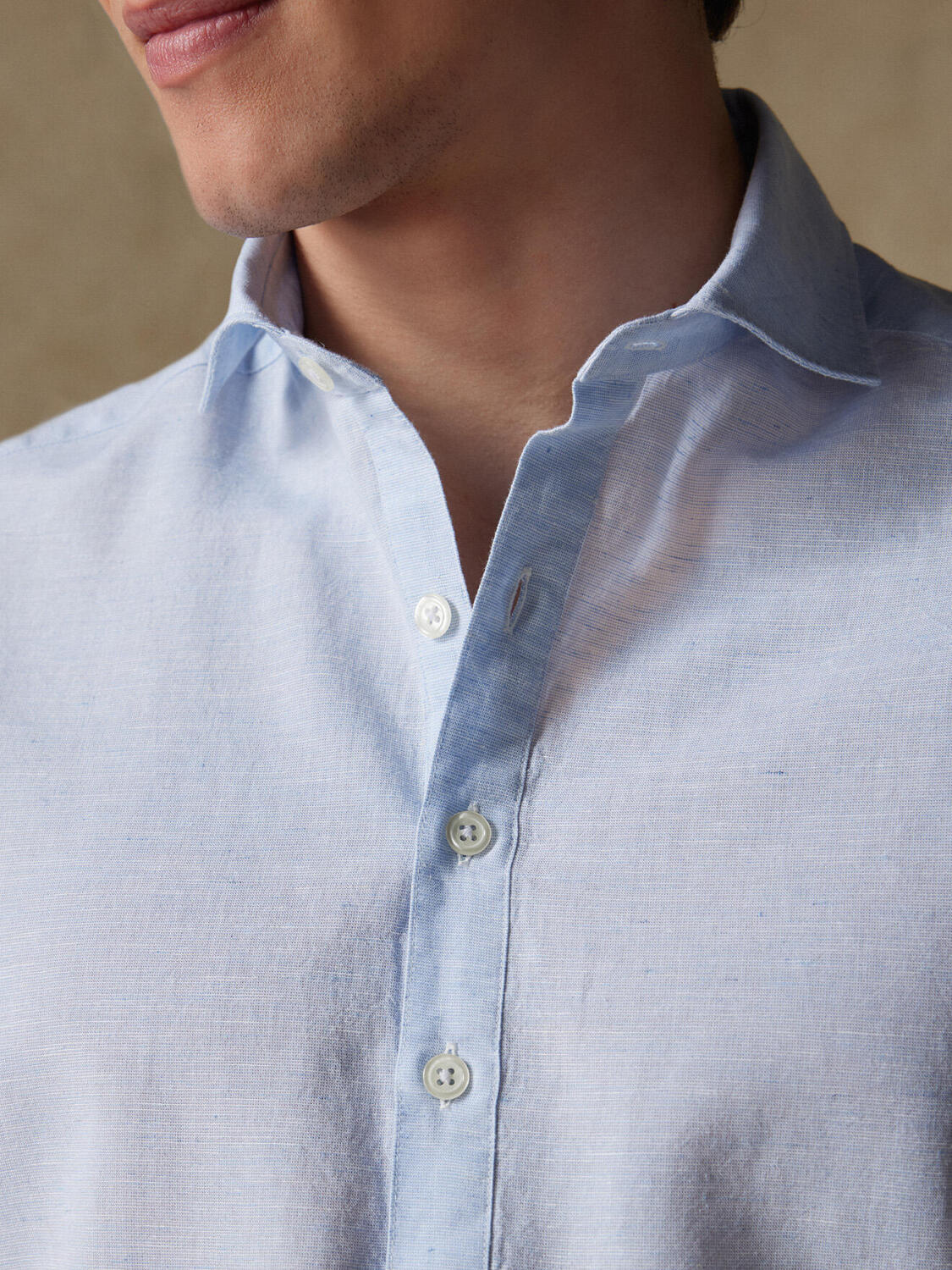 Polohemd Wayne aus hellem Leinen