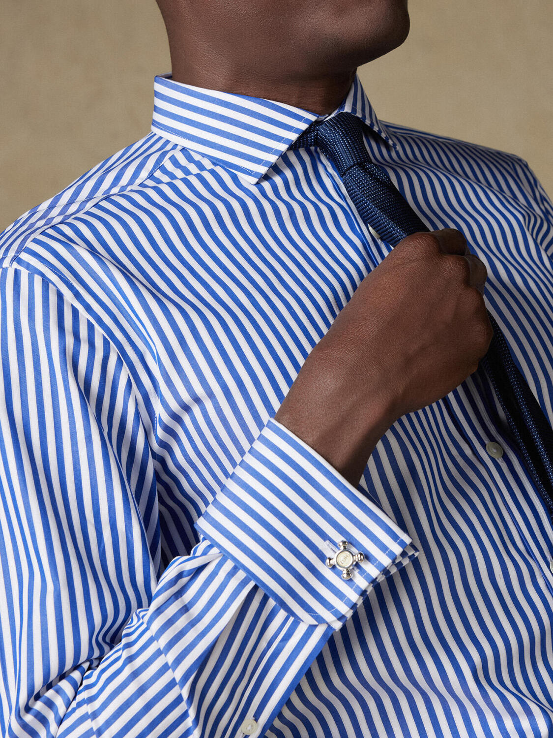 Chris Hemd mit navy blau Streifen   - Doppelten manschetten