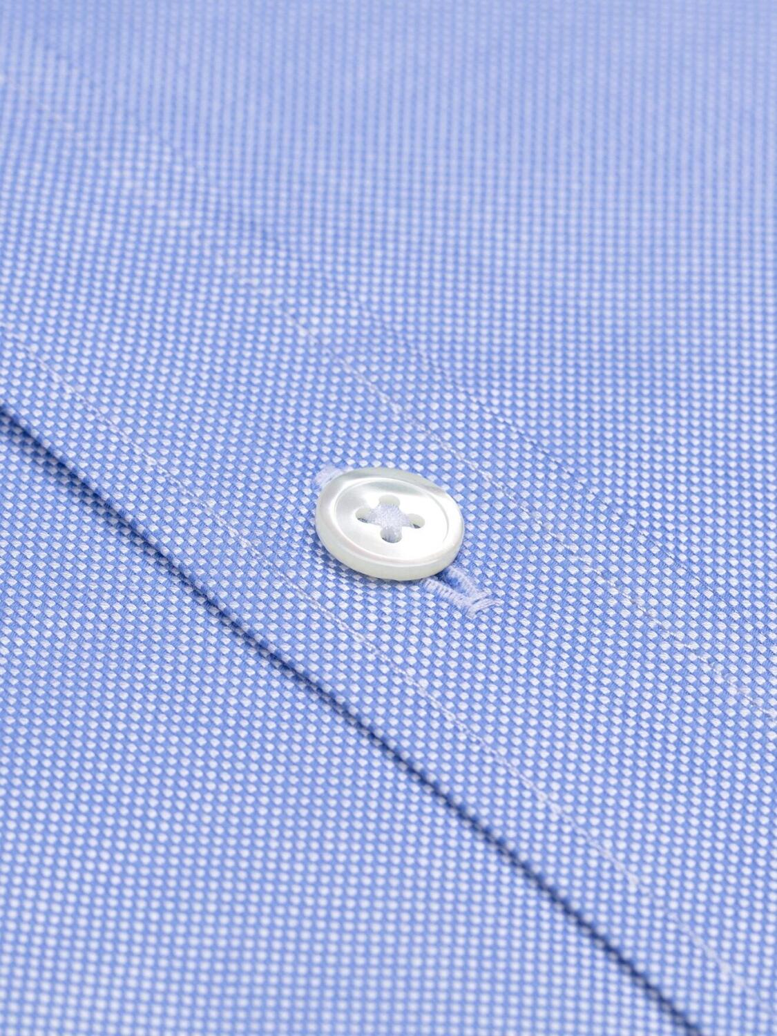 Camicia aderente oxford blu cielo reale