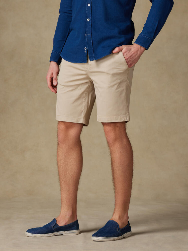 Jim Bermuda in sand cotton