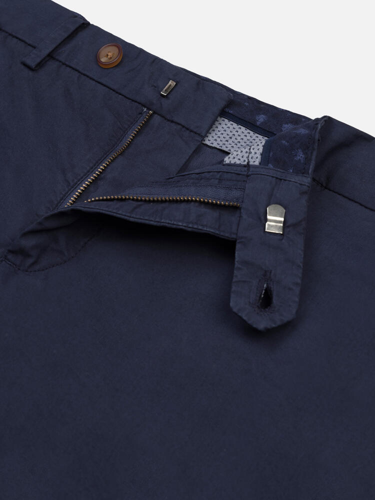 Jimmy Bermuda in navy cotton