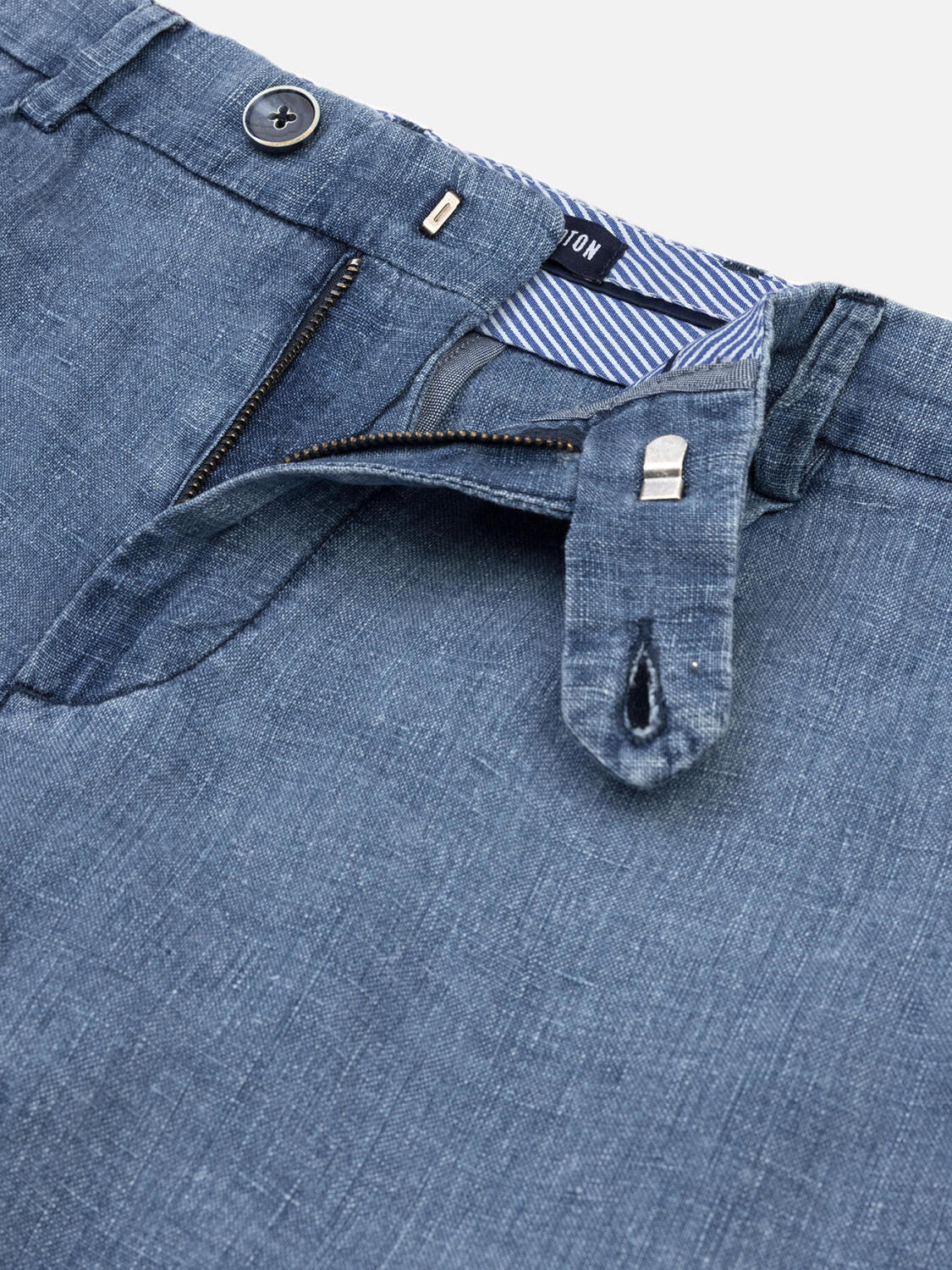 Bart bermuda shorts in indigo linen
