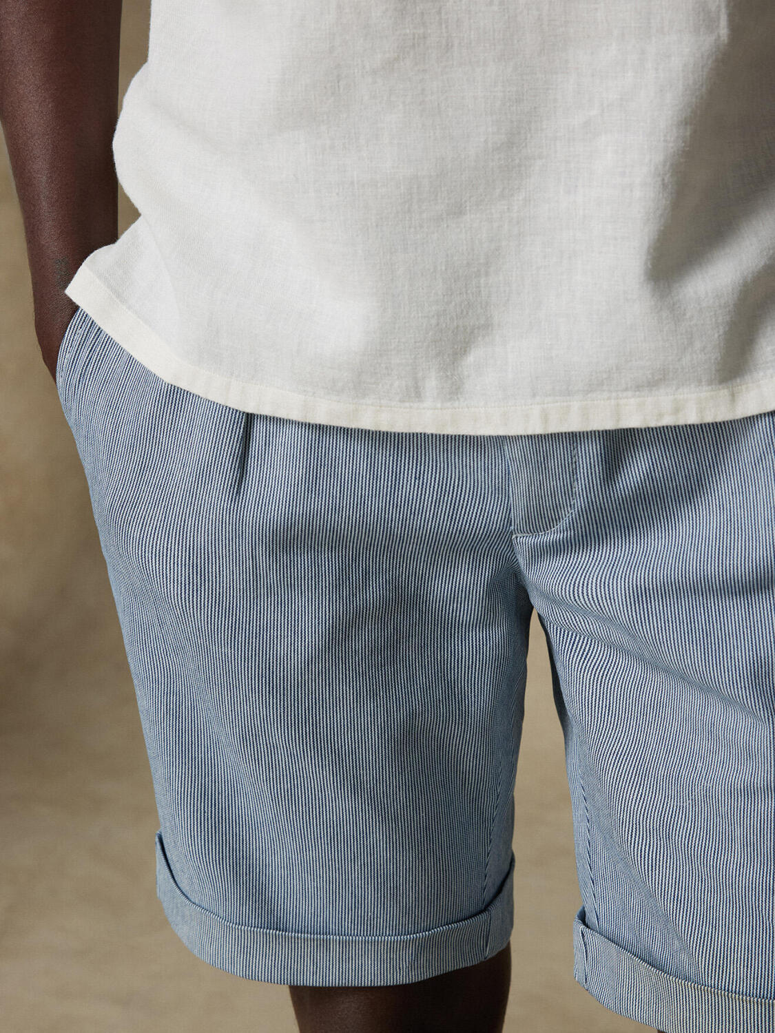 Bobby bermuda shorts in indigo stripes