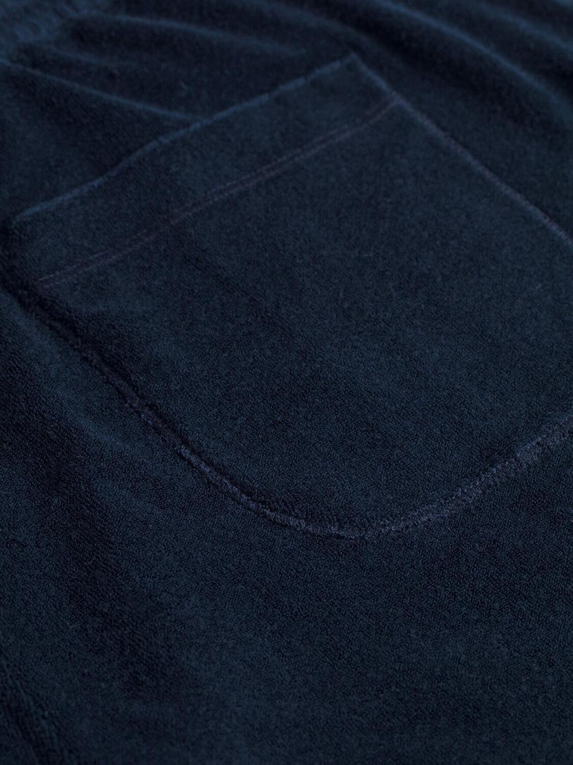 Bermudashorts aus Meeresschwamm