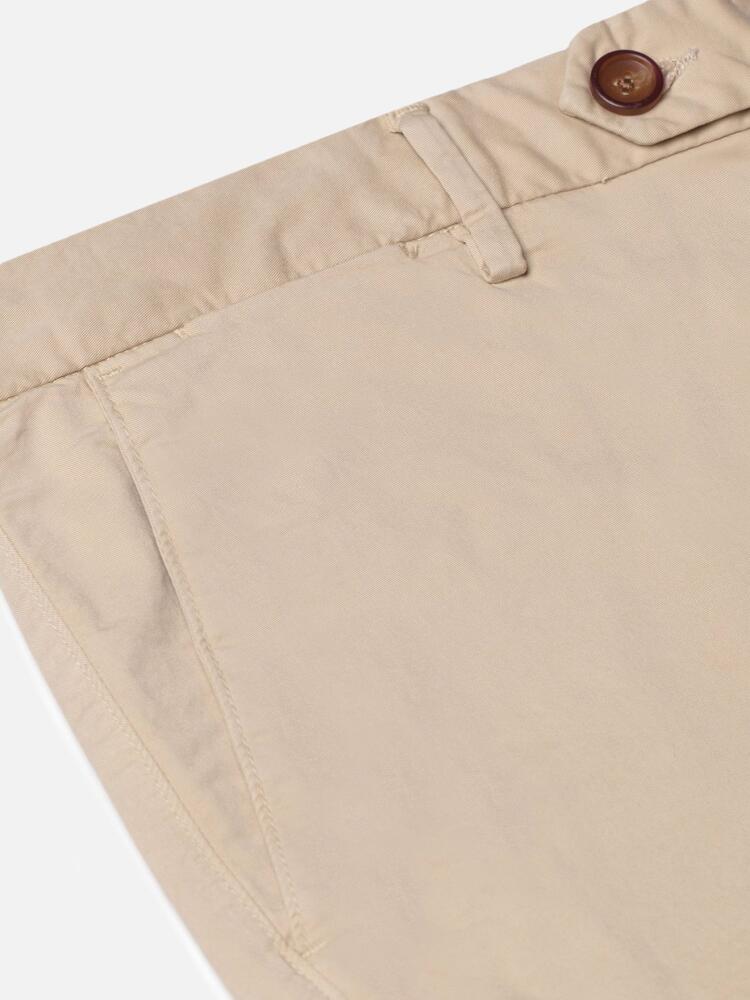 Naturel chino short