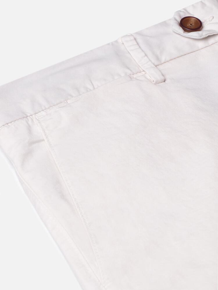 Bermuda classique en coton off-white