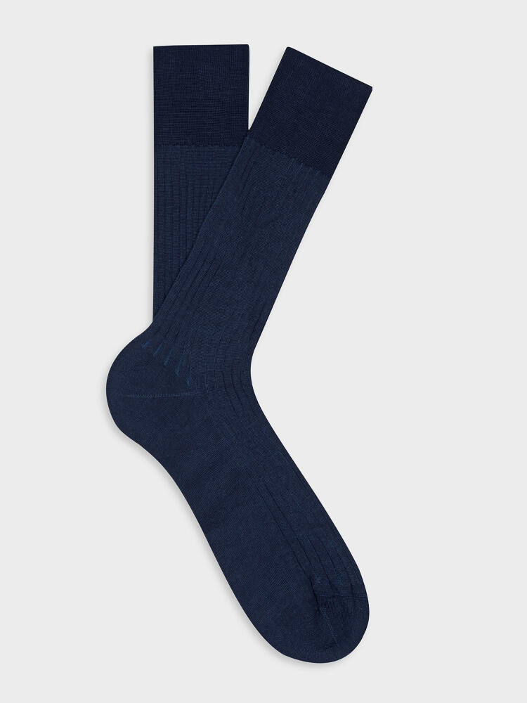 Vanished socks in indigo tartan yarn