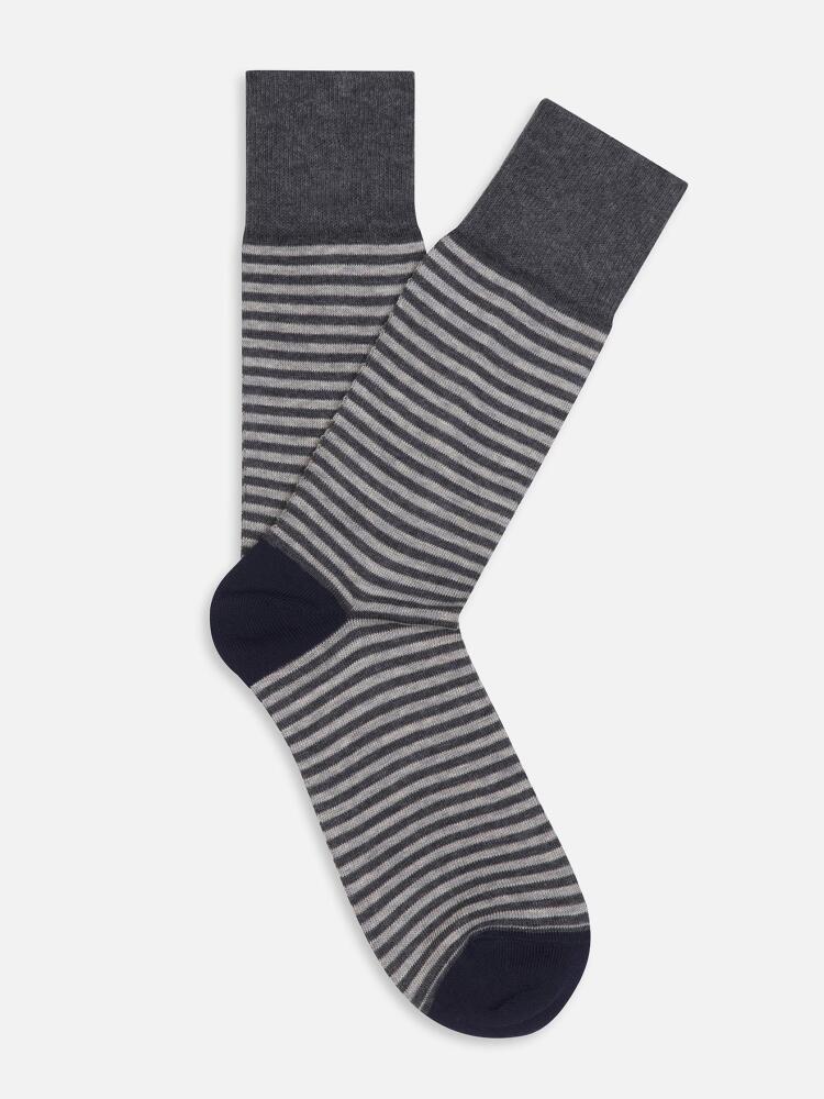Anthrazitfarbene Baumwollsocken mit Streifen