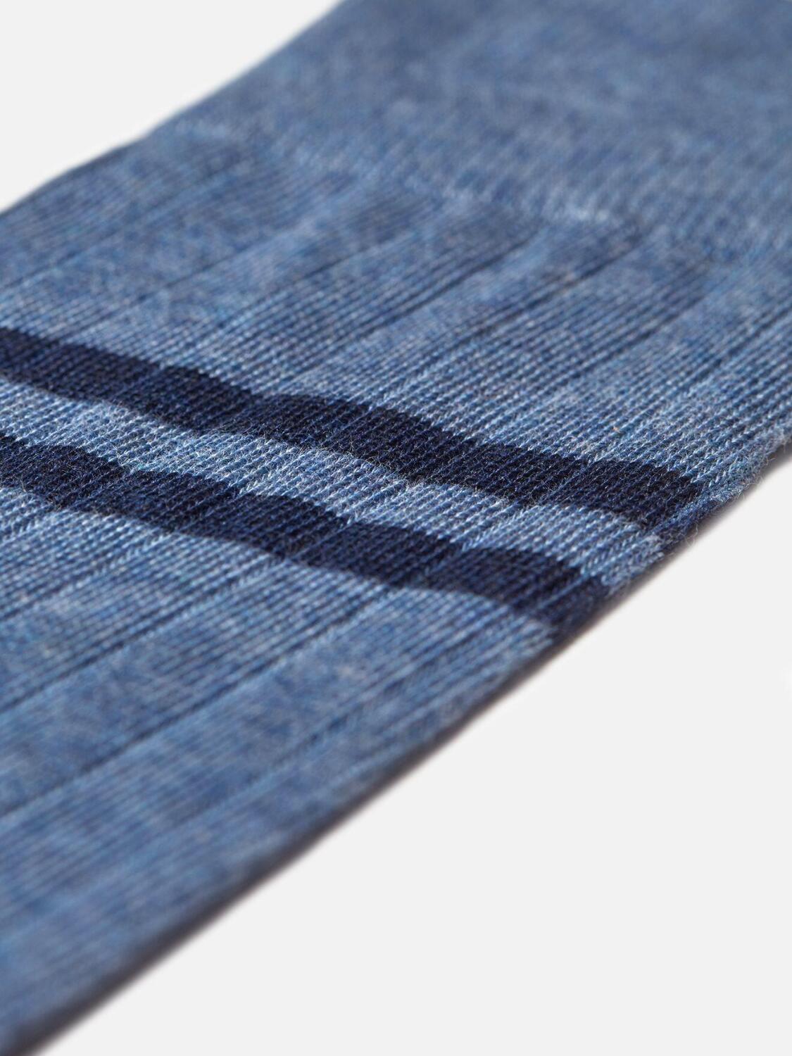 Chaussette basse bleue &agrave; rayures