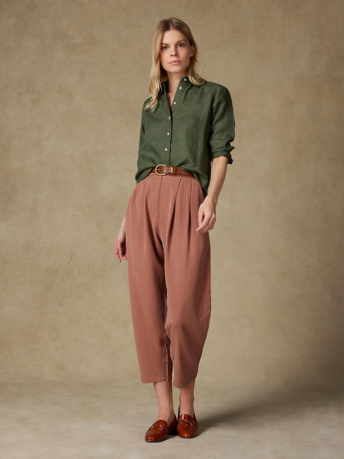 Albane camicia in lino kaki