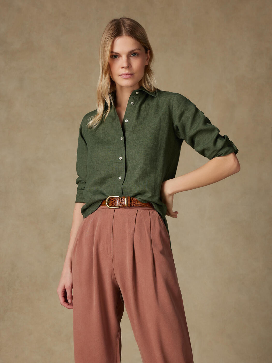 Albane camicia in lino kaki