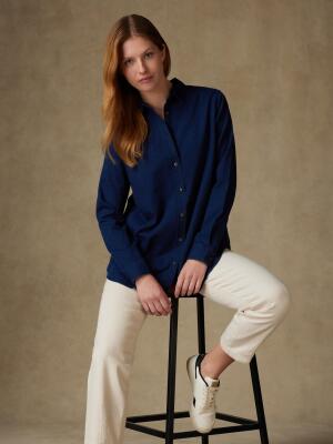 Camisa Justine de sarga &iacute;ndigo