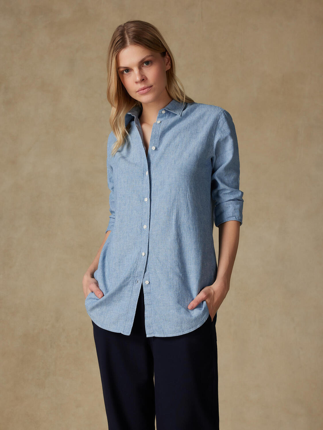 Justine Leinenhemd mit himmelblauen Streifen