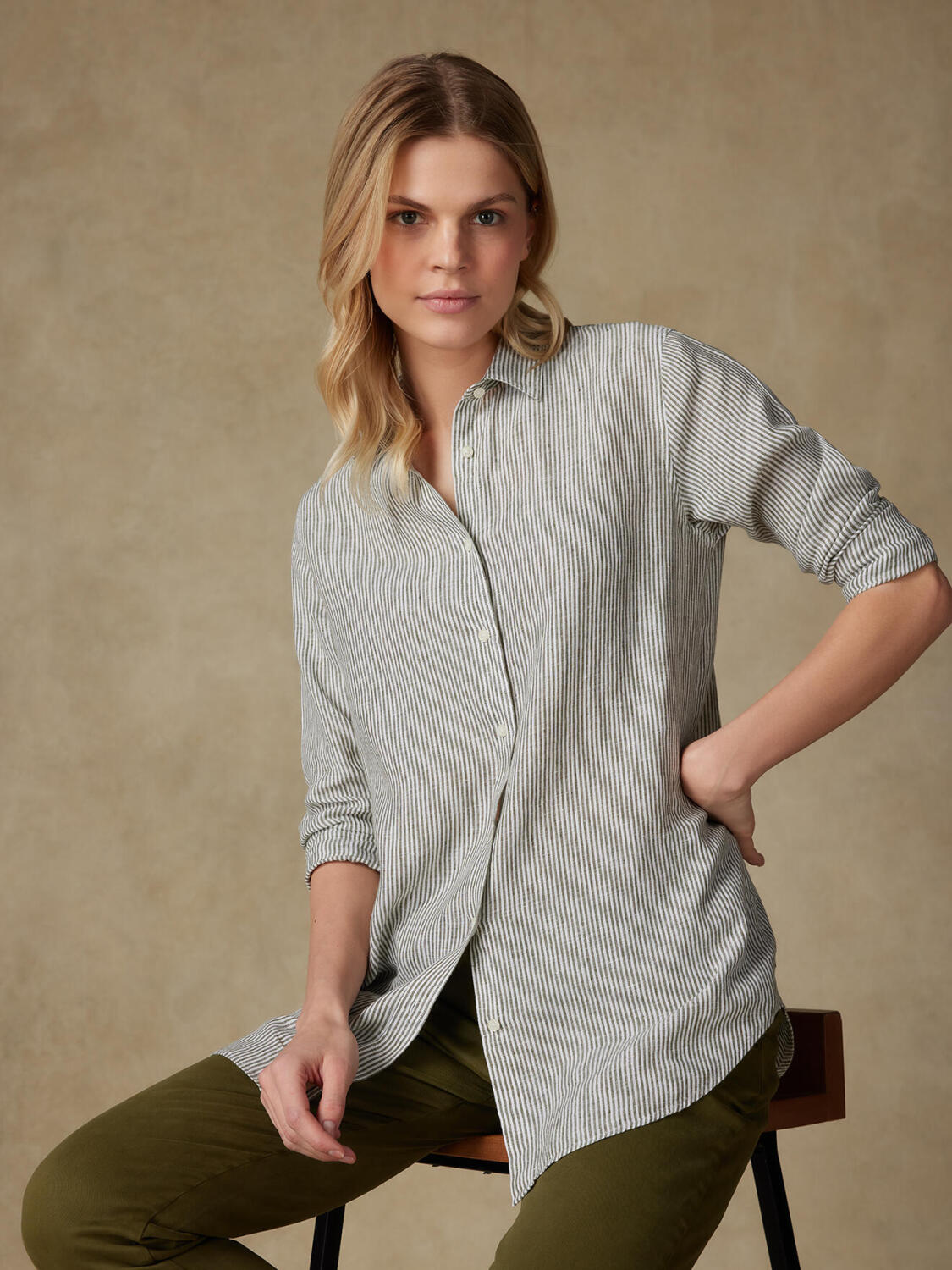 Justine shirt in kaki linnen gestreept