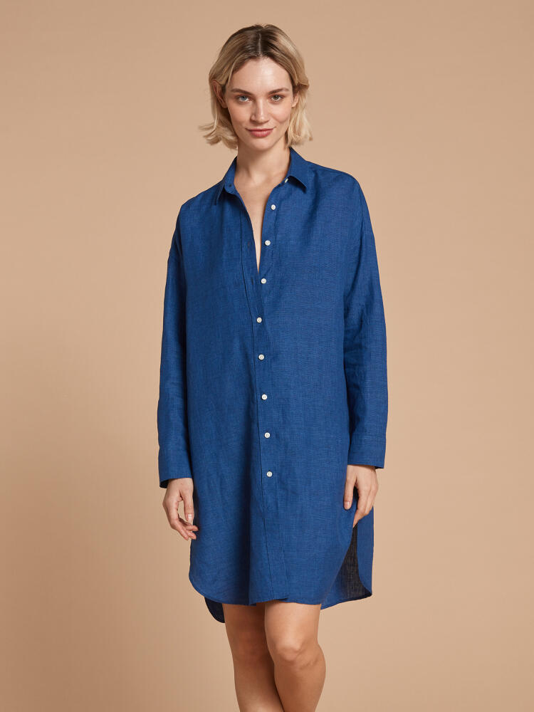 Coby Augustine blauw shirt