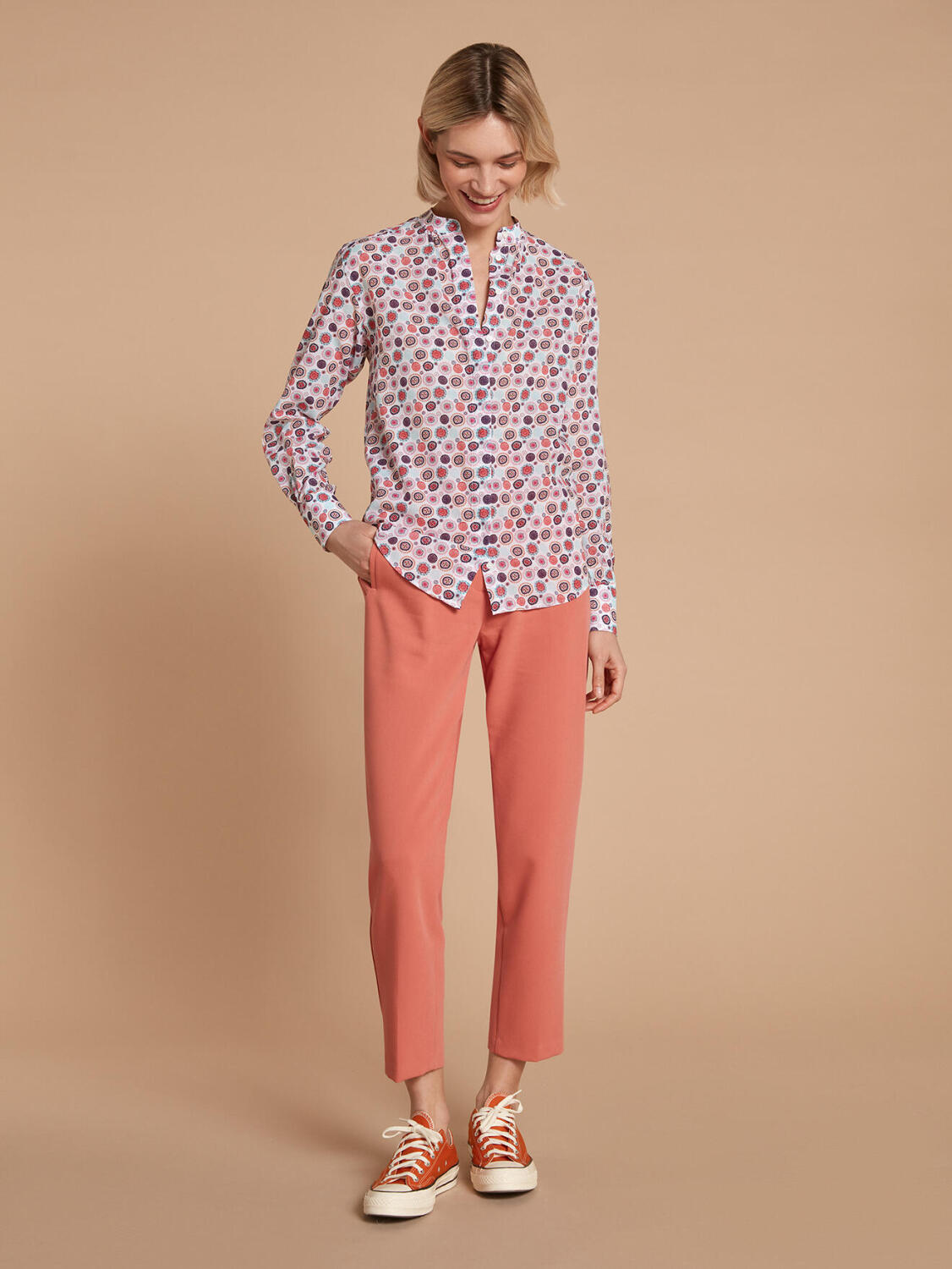 Palma Bianca camicia rosa