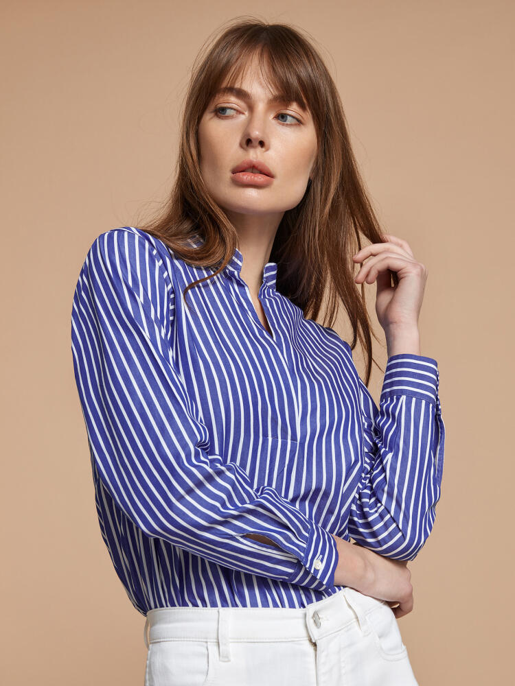 Camisa Paloma con rayas azules