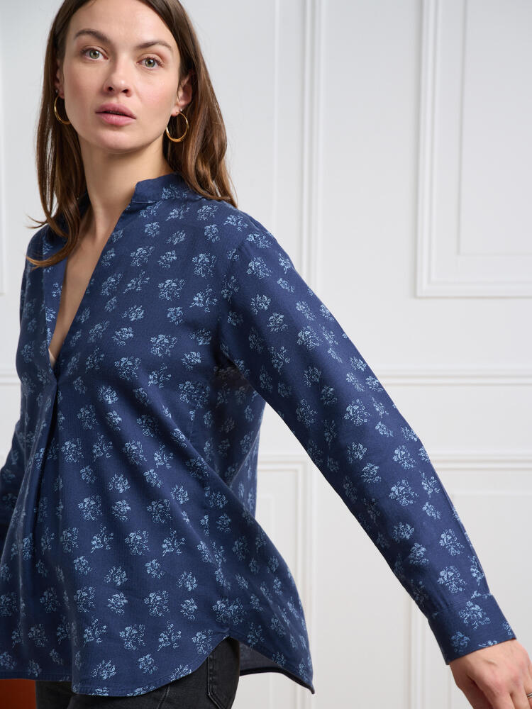 Chemise Paloma en flanelle marine à imprimé floral