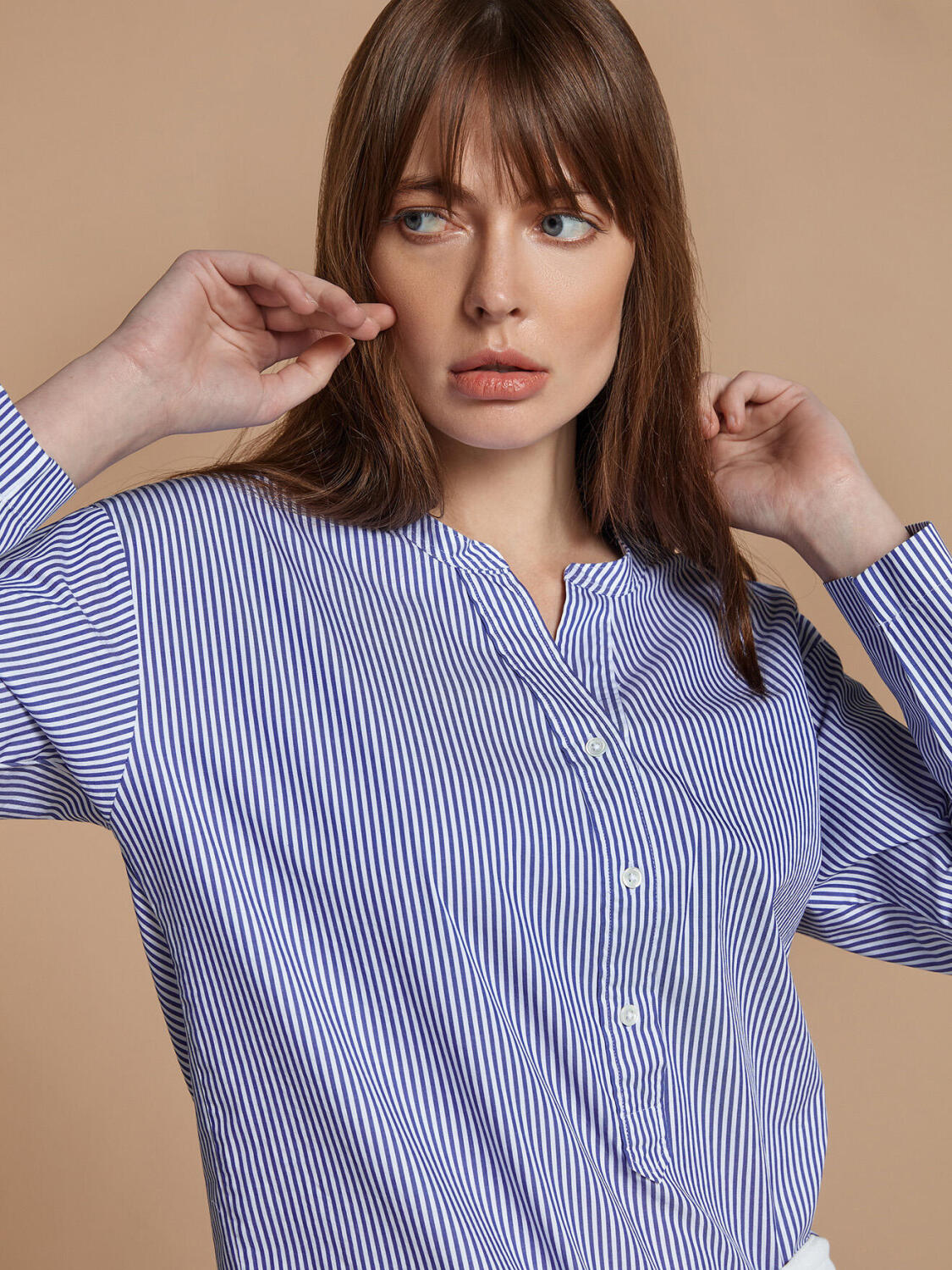 Chemise Romy &agrave; fines rayures marine