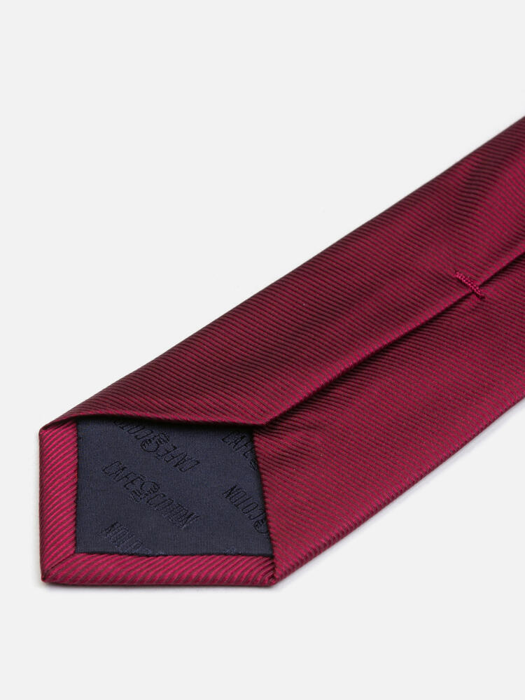 Cravate Anders en soie serg&eacute;e fuschia