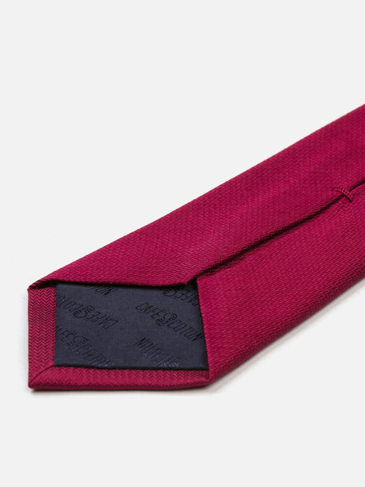 Cravate Kurt en soie bordeaux