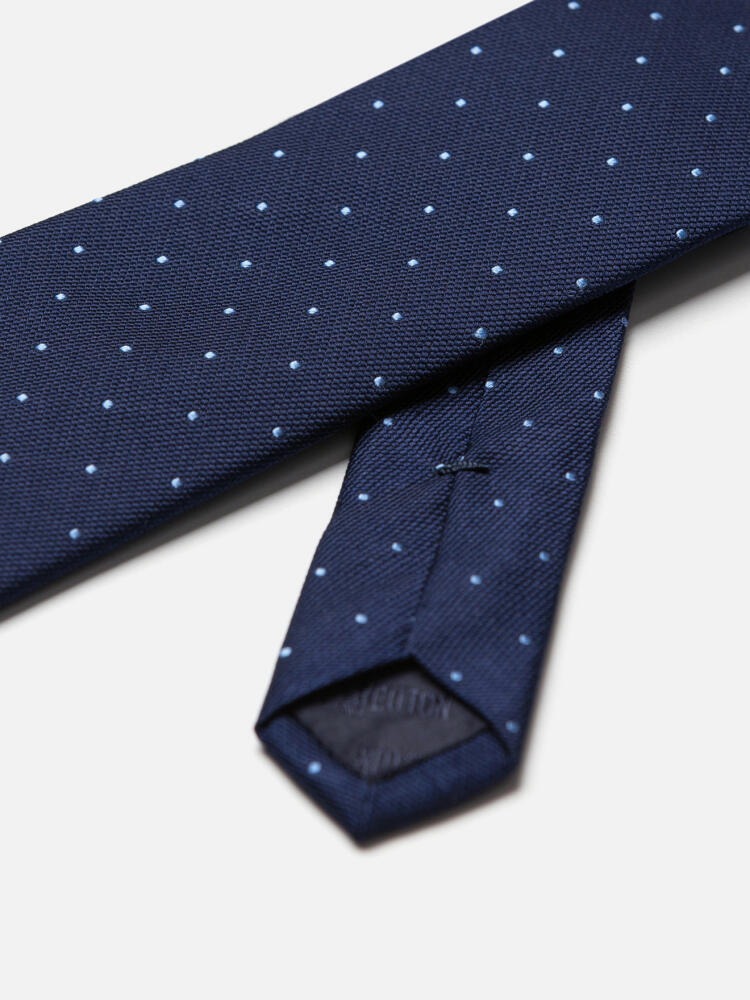 Corbata de seda con lunares celestes