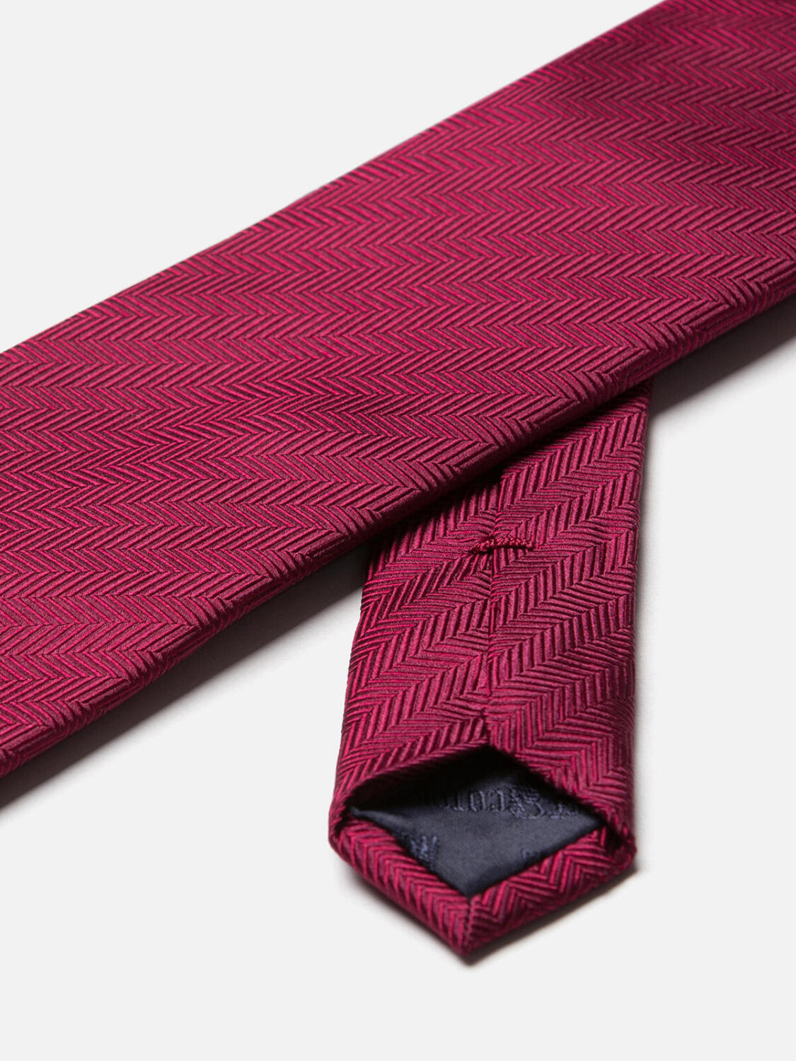 Silvio stropdas in bordeauxrode zijde