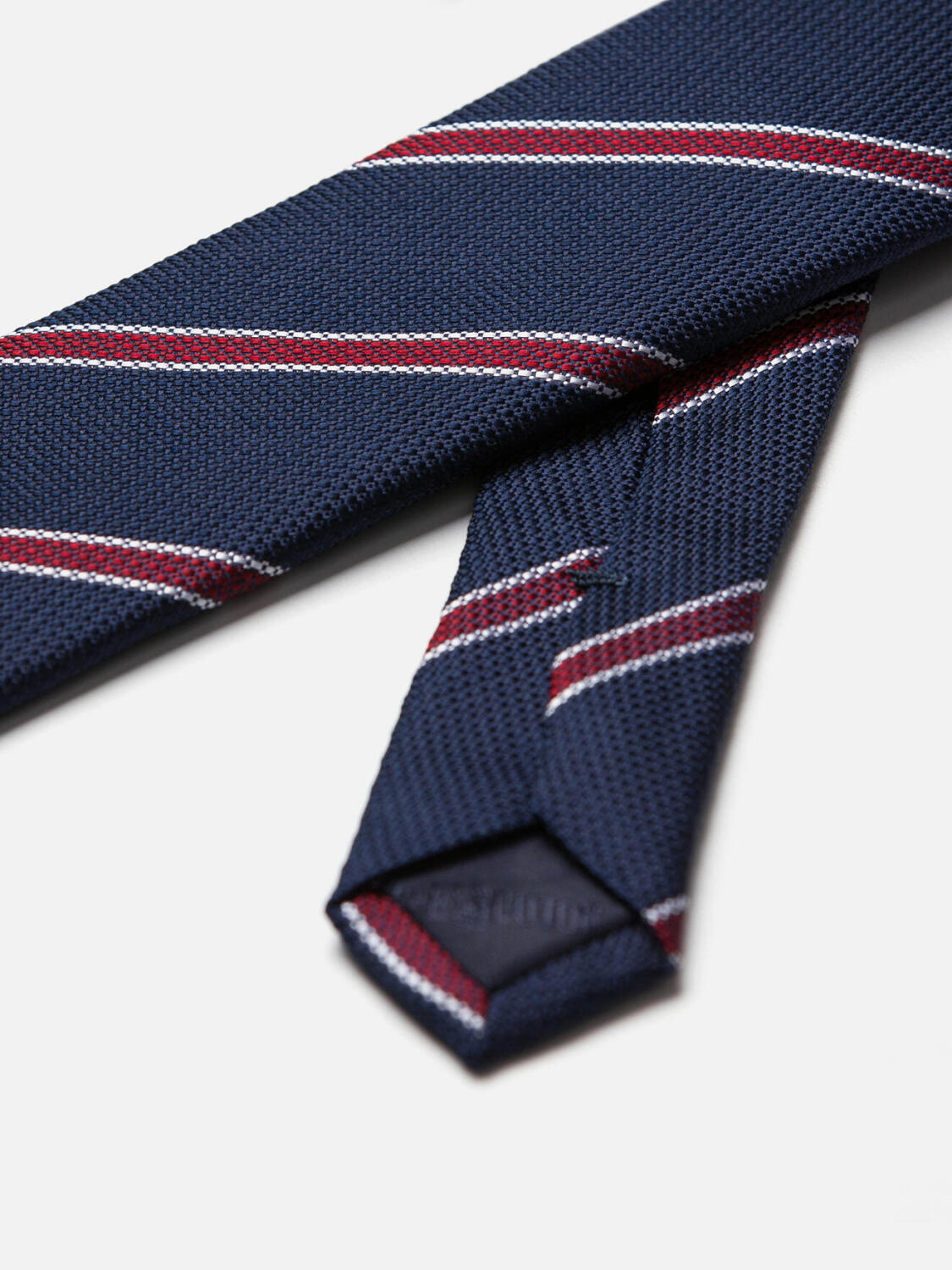 Zijden stropdas met bordeauxrode strepen