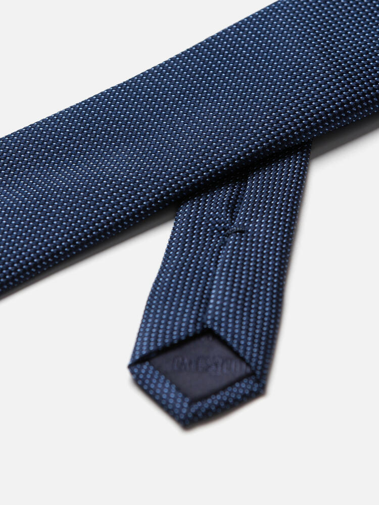 Slim silk tie with sky-pea pattern