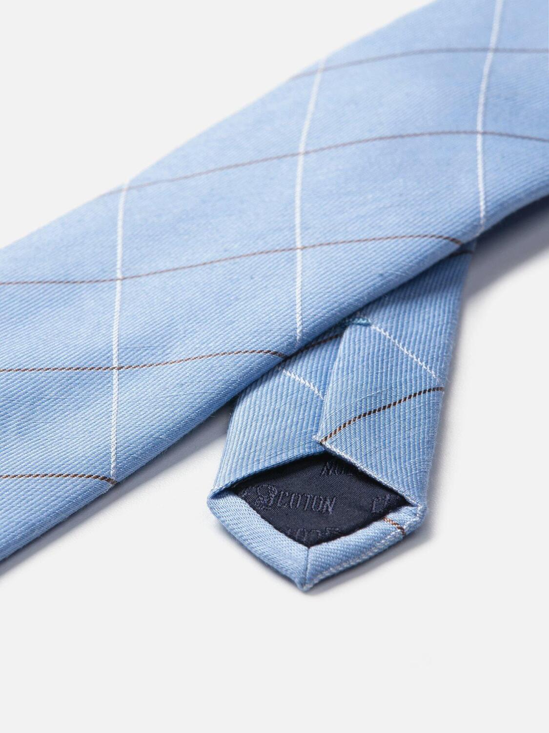 Cravate en lin et soie ciel à carreaux