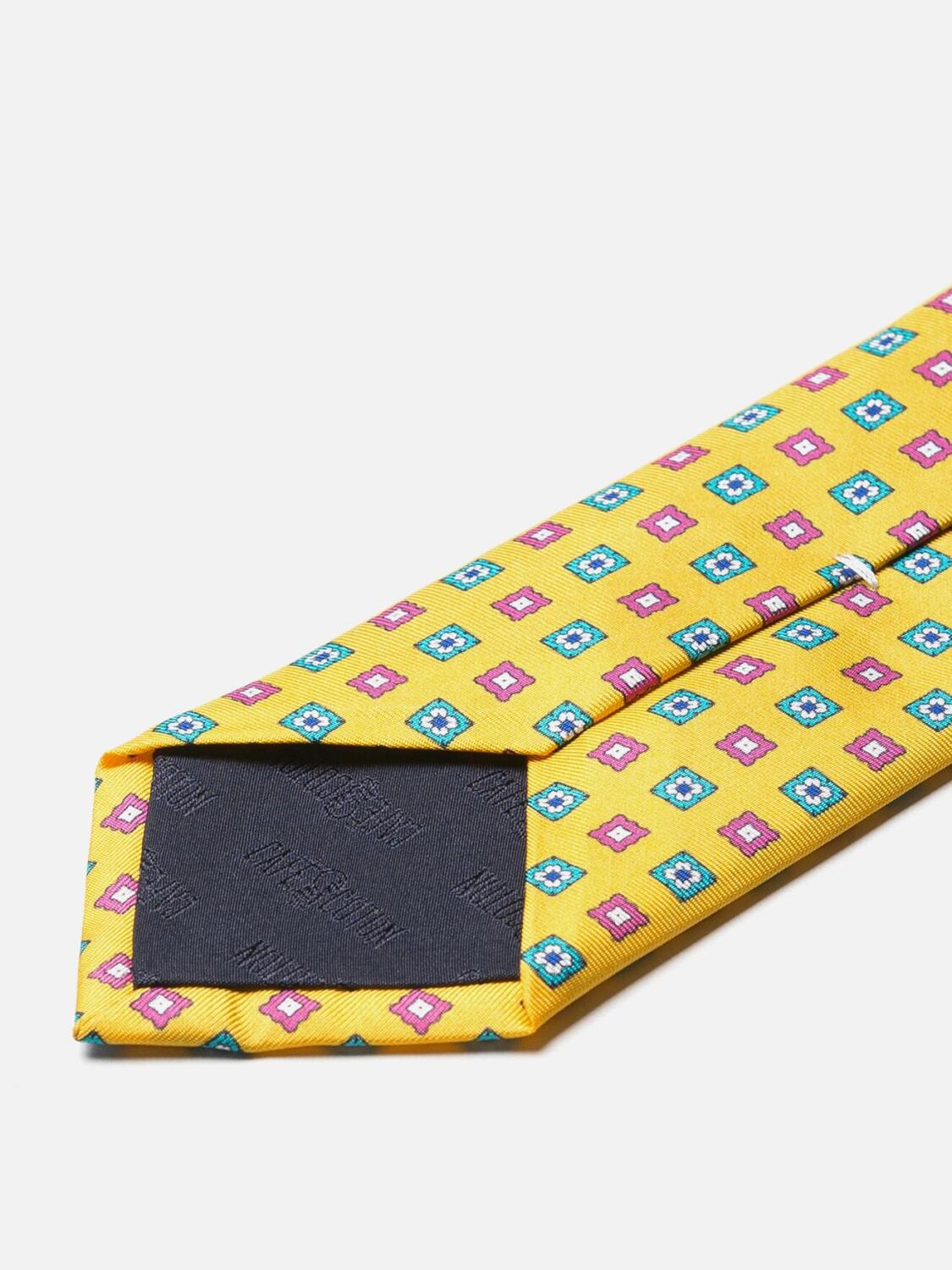 Yellow silk tie with floral pattern