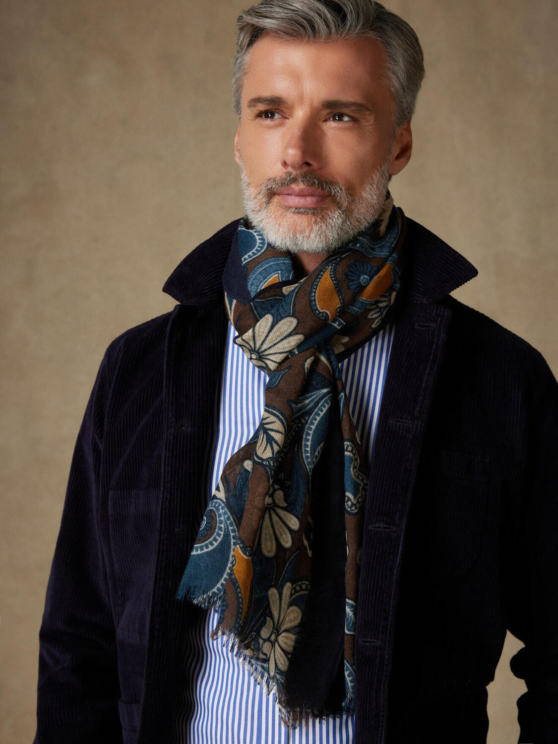 Écharpe Berkane marron à motifs cachemire