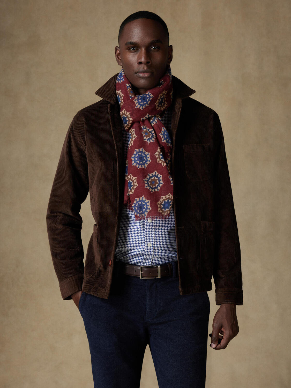 Écharpe Kent bordeaux à motifs géométriques