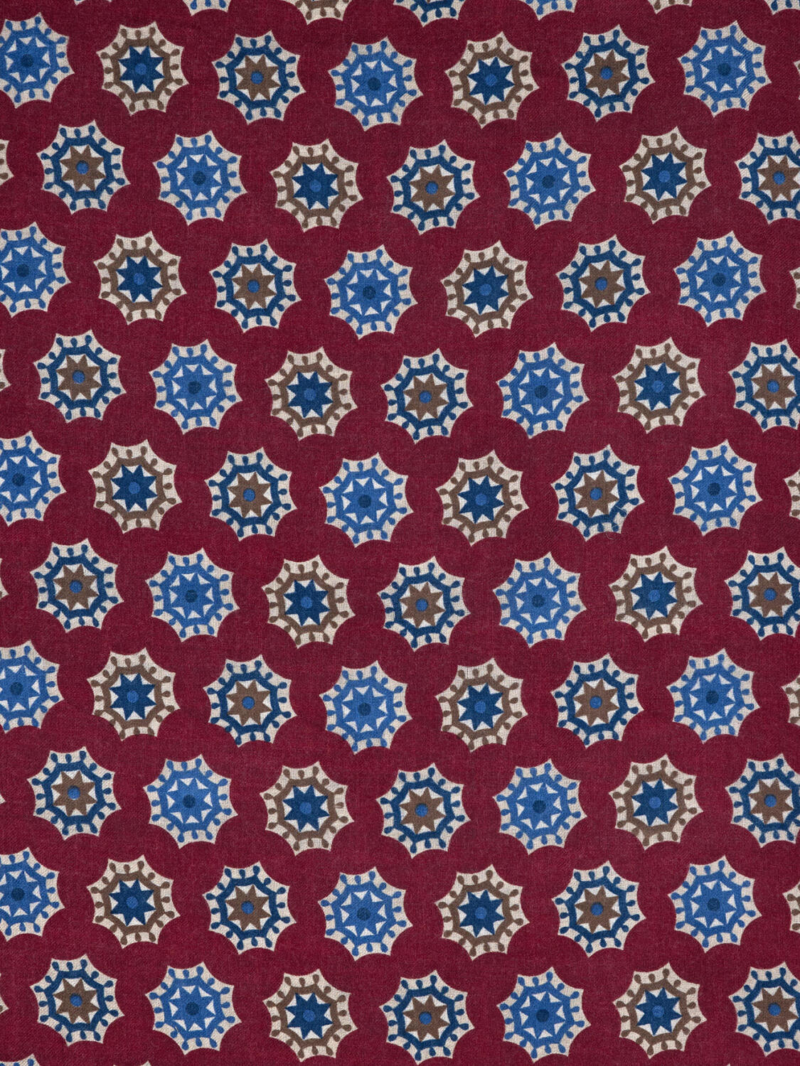 Écharpe Kent bordeaux à motifs géométriques