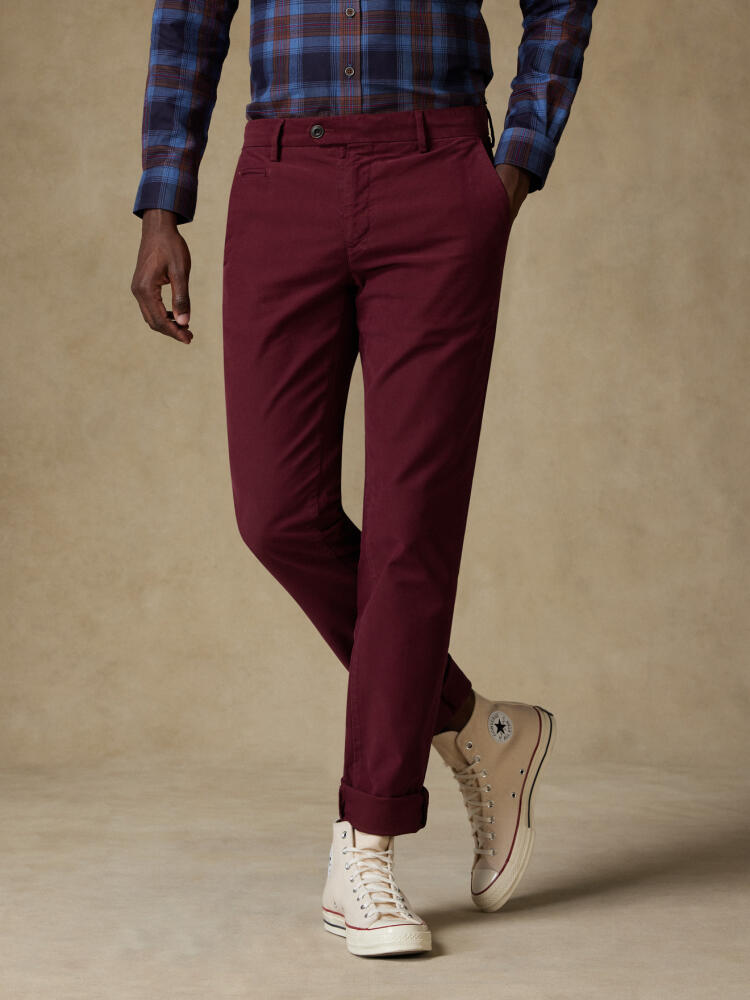 Chris bordeaux broek