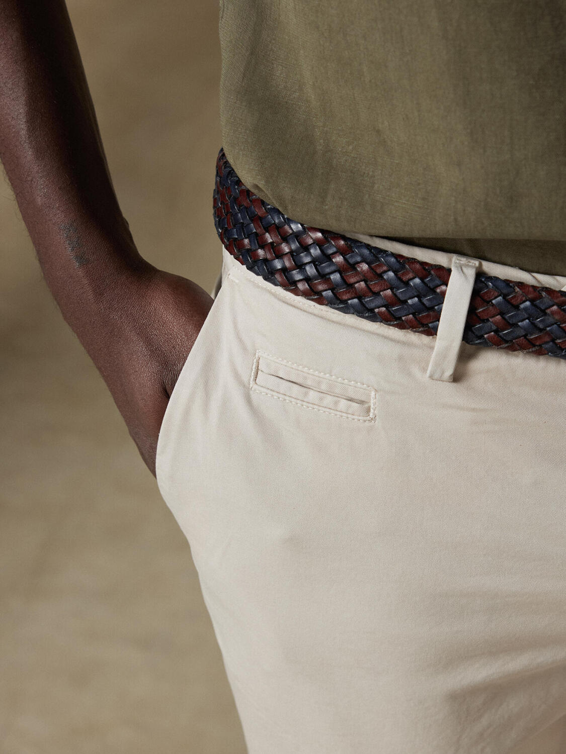 Pantaloni chino sabbia