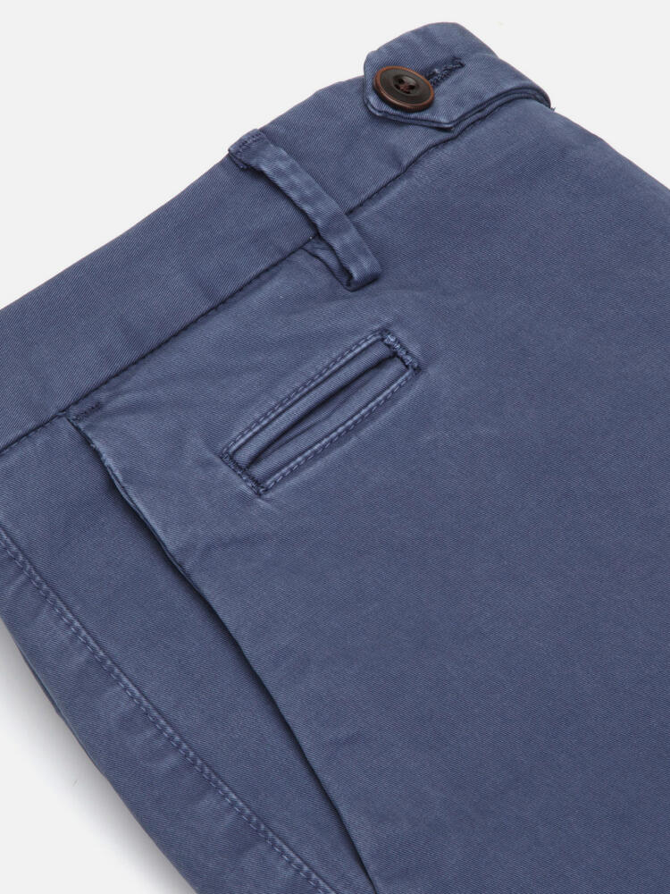 Pantalon chino indigo