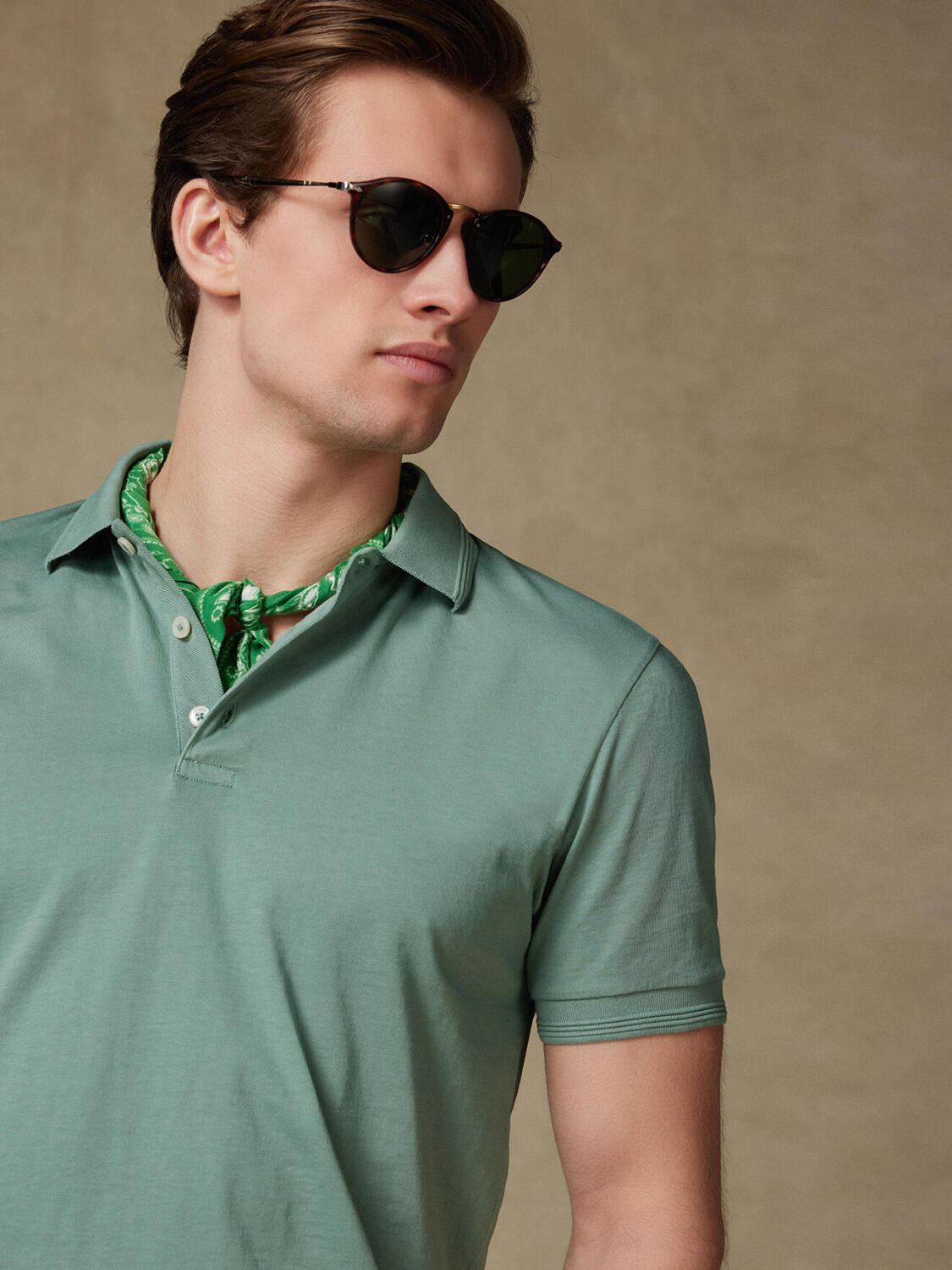 Polo Gareth aus celadonfarbenem Jersey