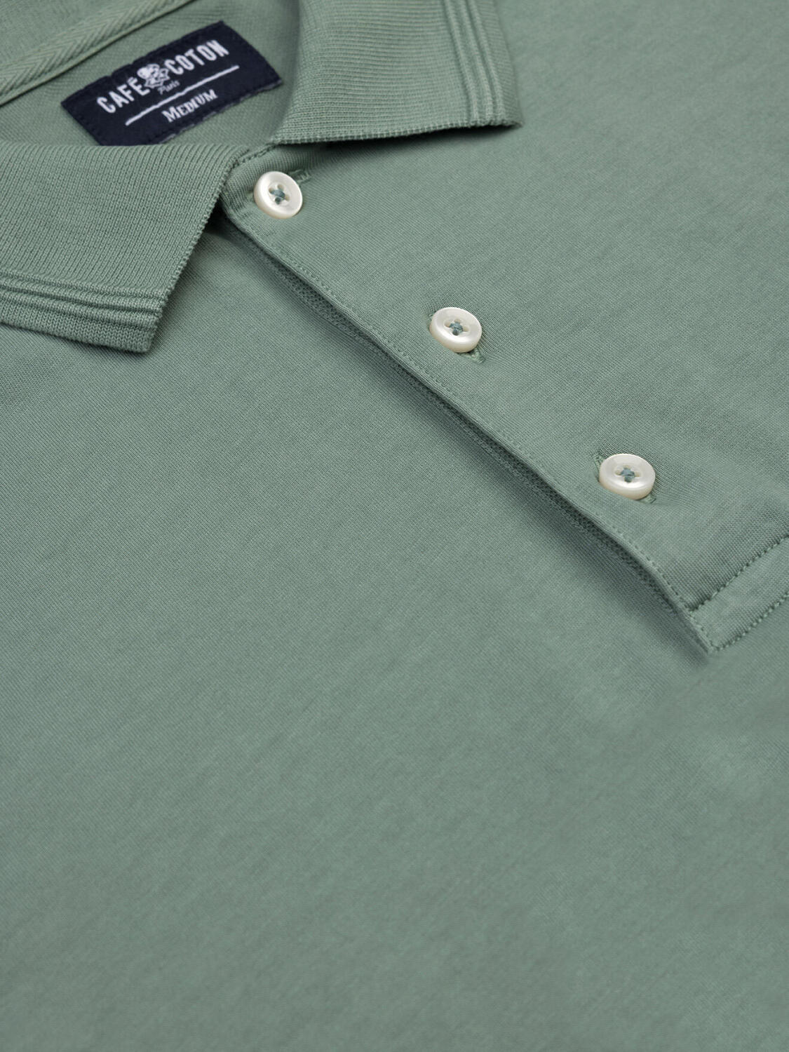 Polo Gareth aus celadonfarbenem Jersey