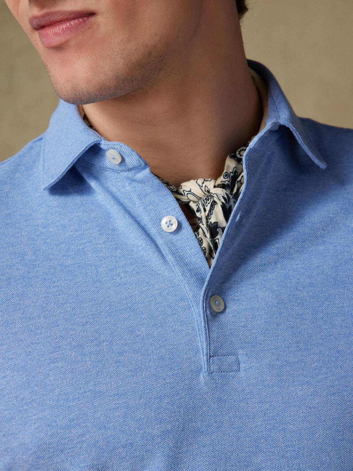 Heritage polo in sky piqué