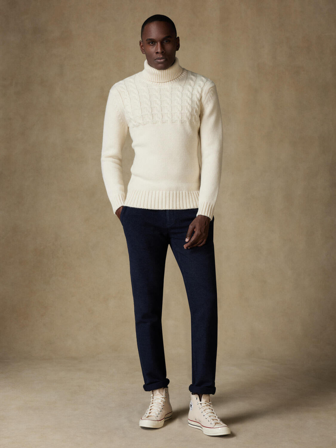 Cuello alto Abby crudo