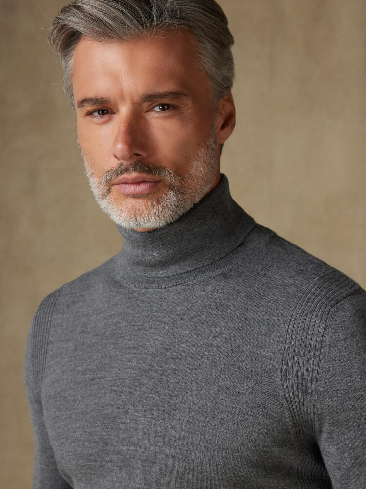 Edward turtleneck in anthracite merino