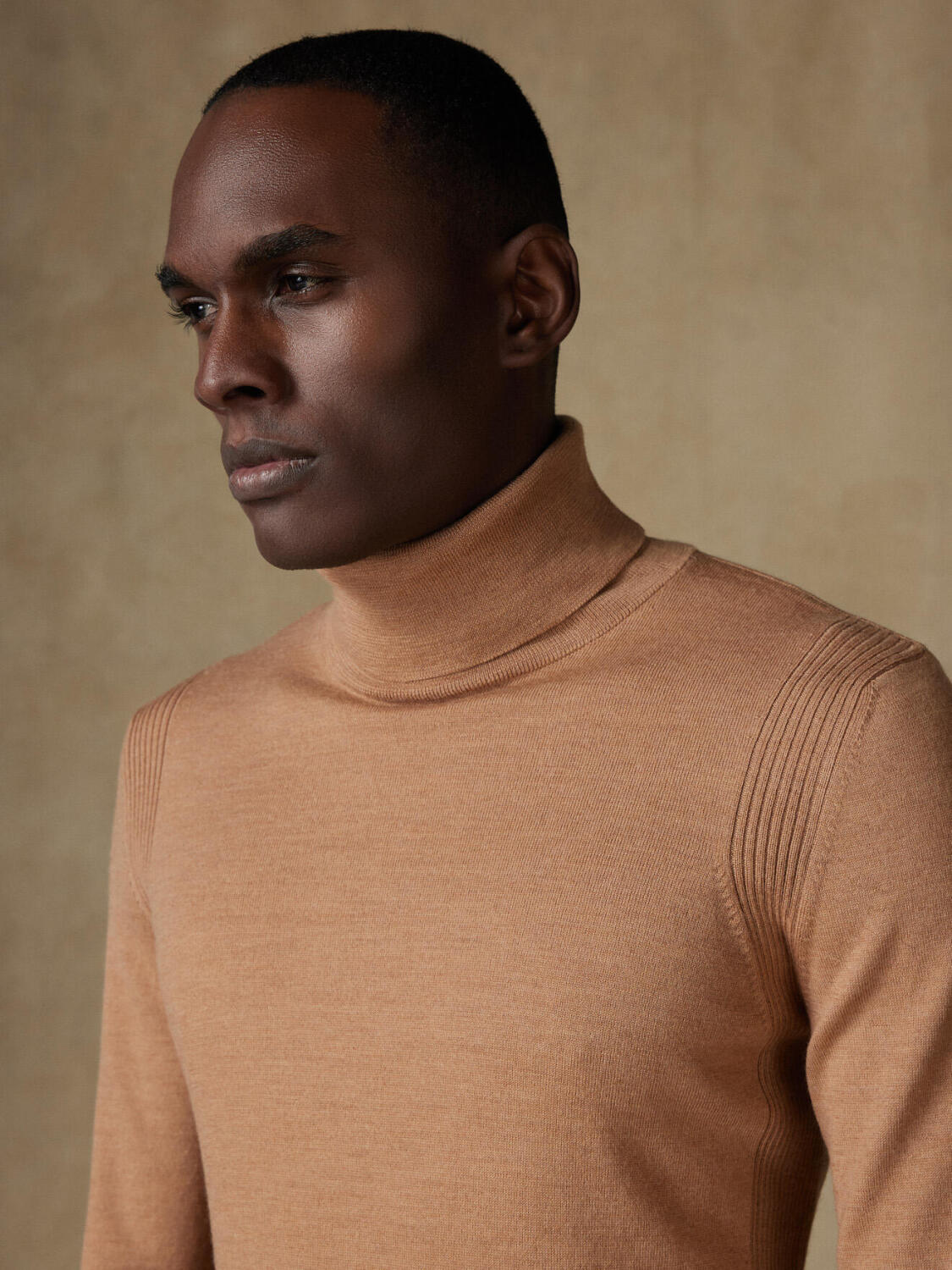 Edward Rollkragenpullover aus beigem Merino