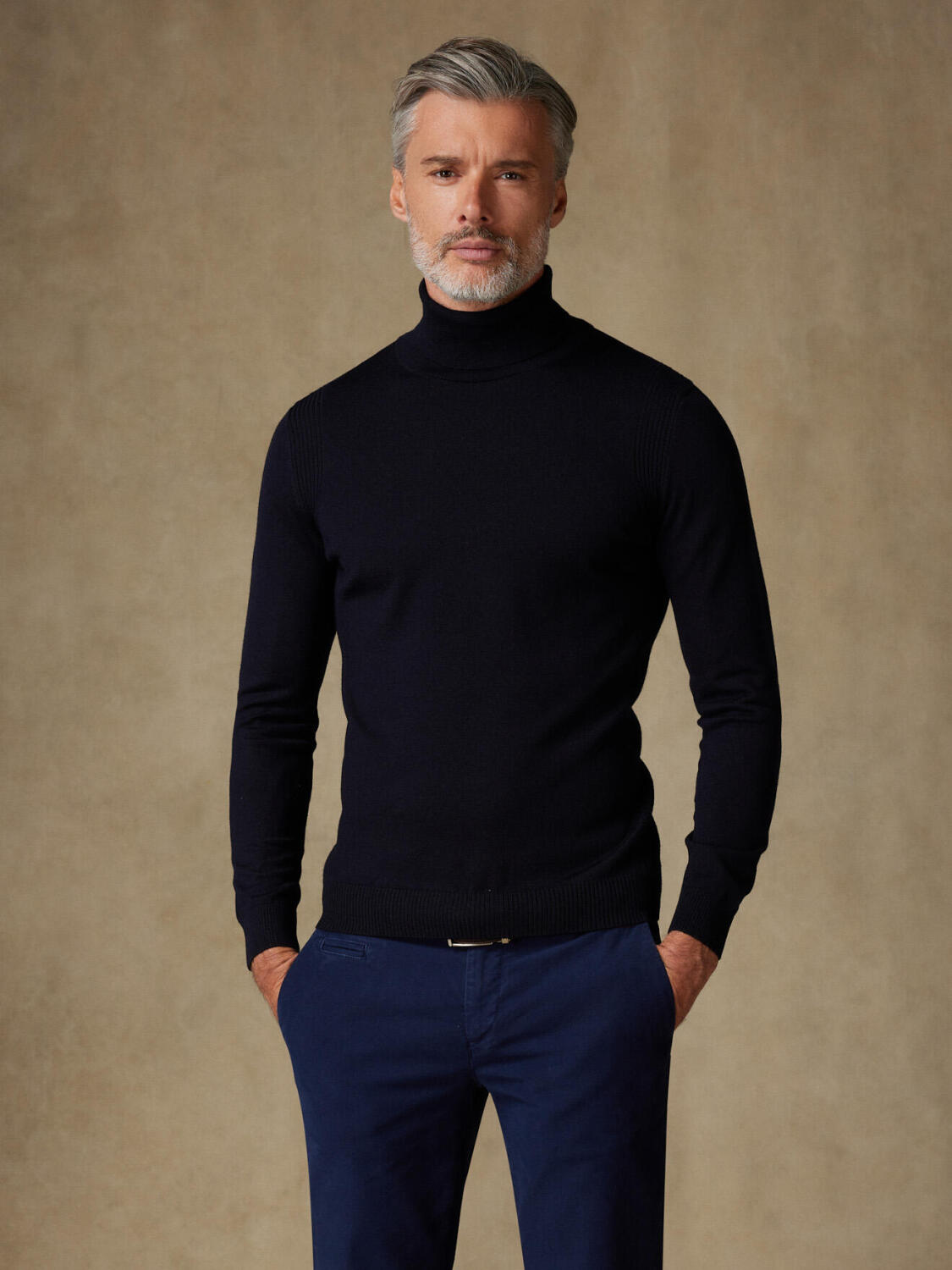 Edward turtleneck in navy merino