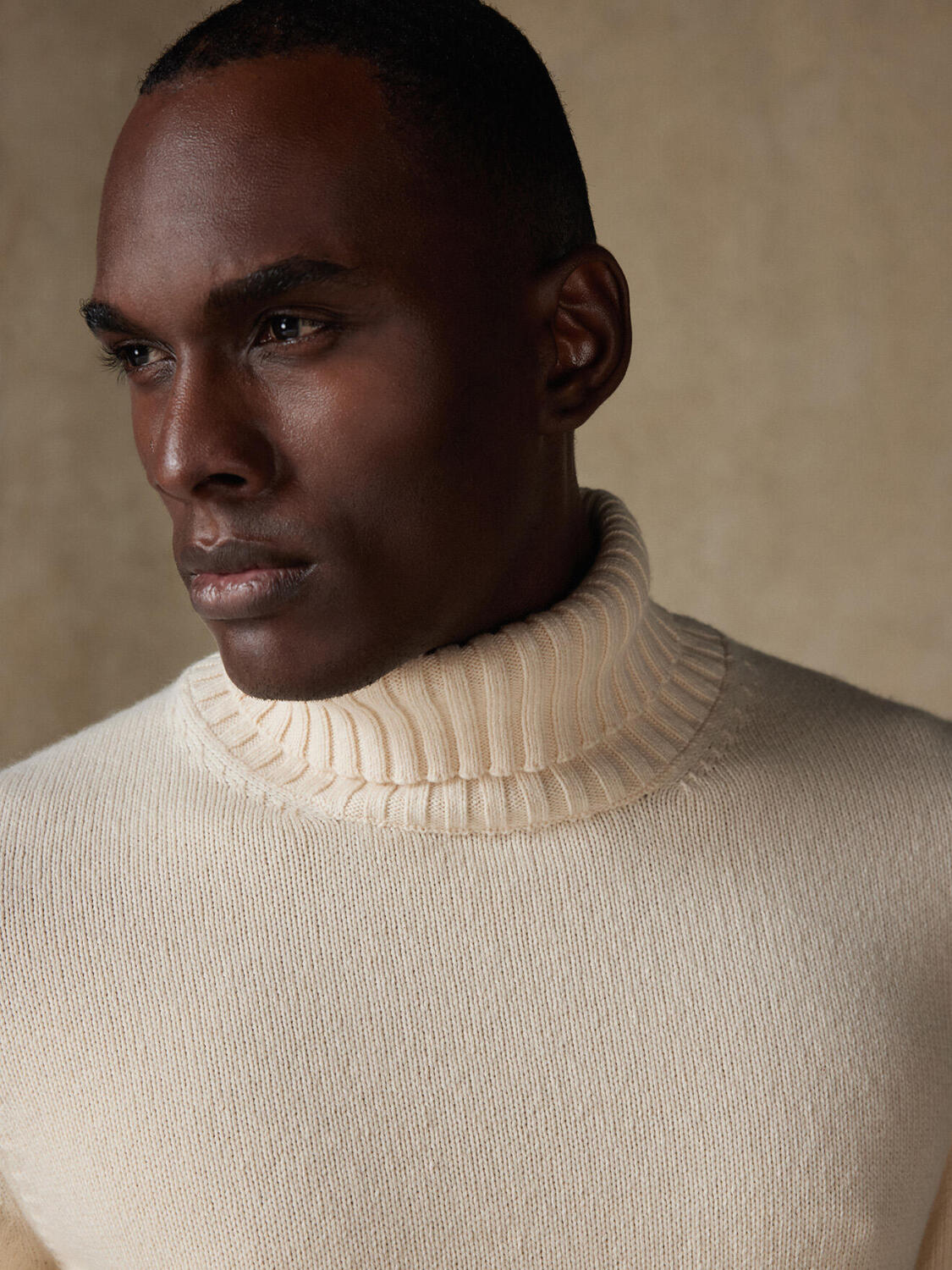 Garret off-white turtleneck