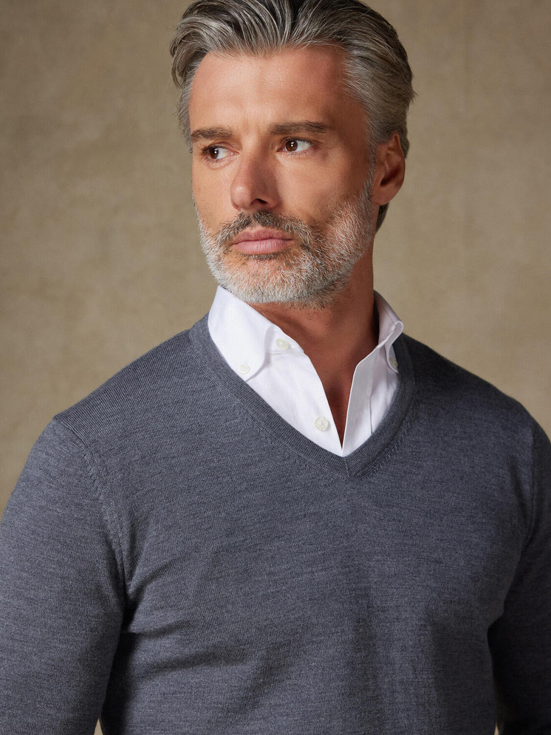 Maglia scollo a V Dylan in lana merino grigio